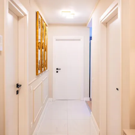 Harmony North Two Bedroom Βουκουρέστι