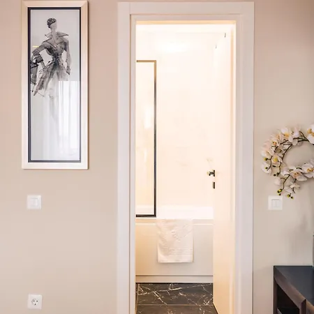 Harmony North Two Bedroom Διαμέρισμα Βουκουρέστι