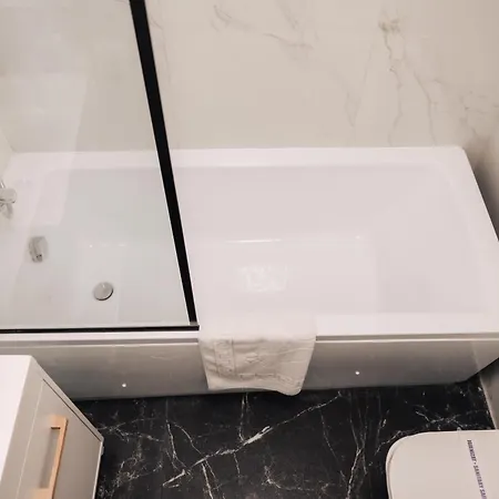 Harmony North Two Bedroom 布加勒斯特