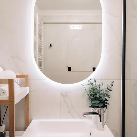 Harmony North Two Bedroom Βουκουρέστι