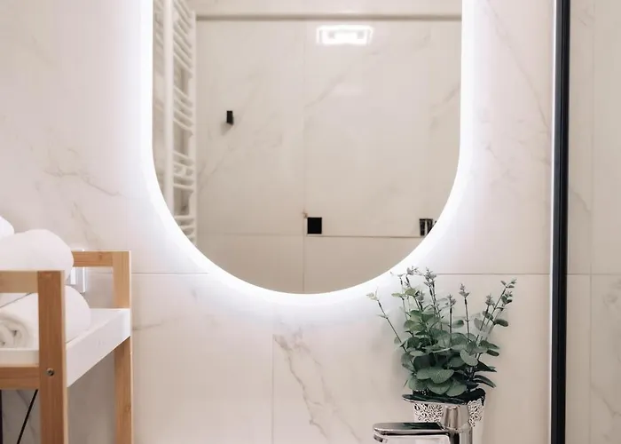 Harmony North Two Bedroom 布加勒斯特