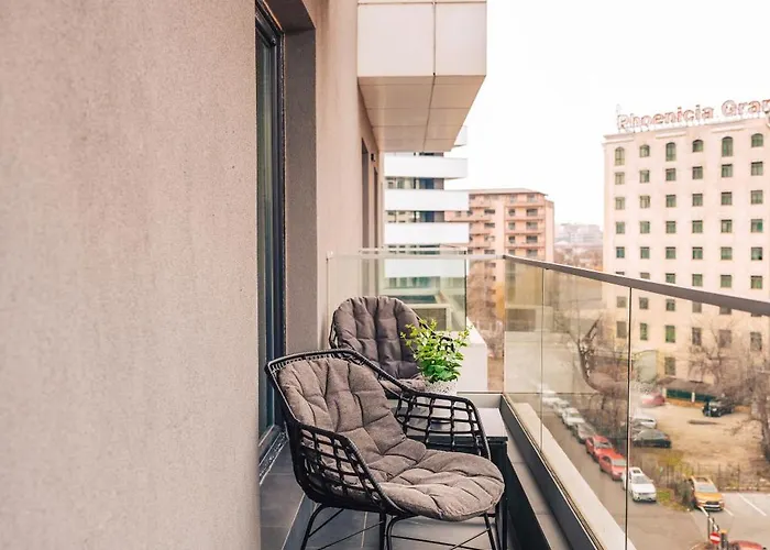 Апартаменти Harmony North Two Bedroom Бухарест